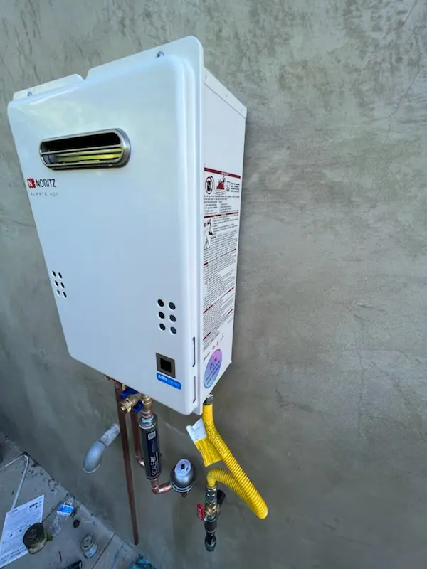Tankless water heater installation for Loxahatchee homes